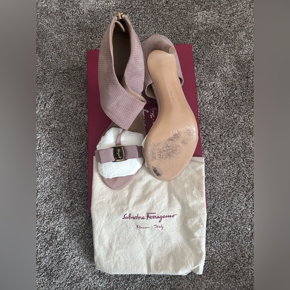 Ferragamo Nude Pink Sandals - Picture 6 of 10